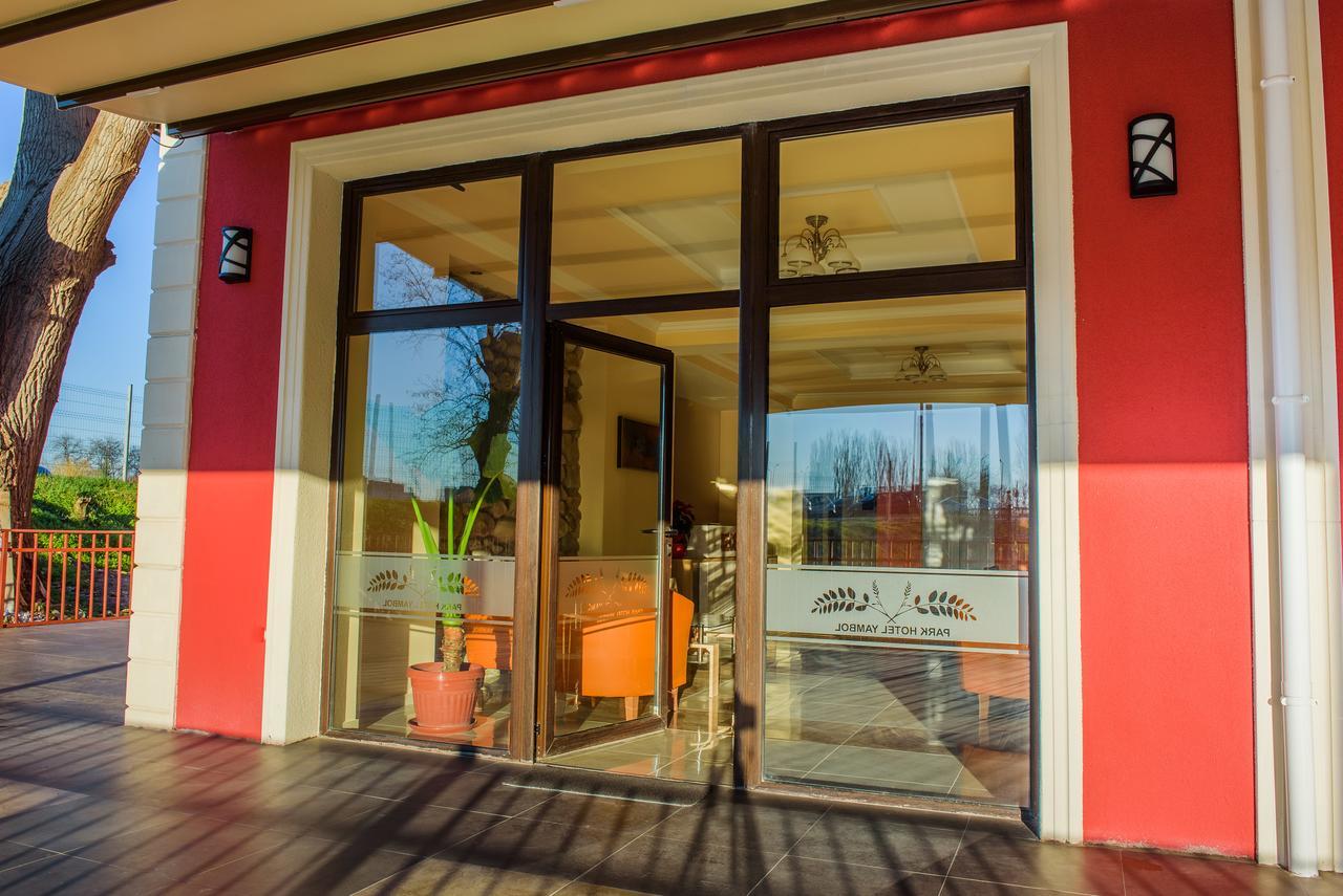 Park-Hotel Jambol Kültér fotó
